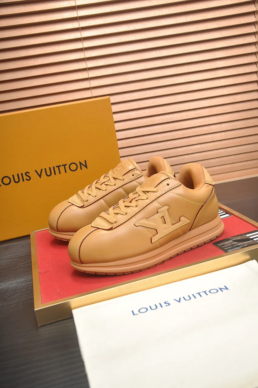 Men's men's shoes 💰700💶[LOUIS VUITTON] new original order 🍀LV Louis Vuitton * - top version of LV classic trendy shoes! Made of imported original fabrics, mesh lining, and original wear-resistant rubber foam outsole! High quality products! Size (female 35-40)